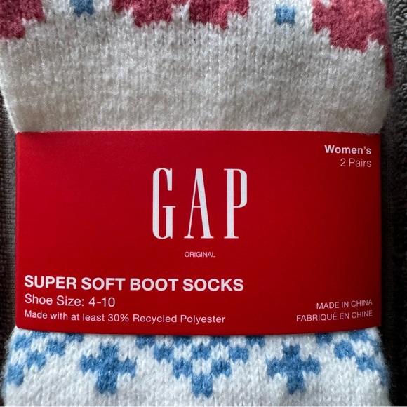 NWT! GAP Women’s 2 pairs super soft boot socks! Size 4-10! - Picture 3 of 6